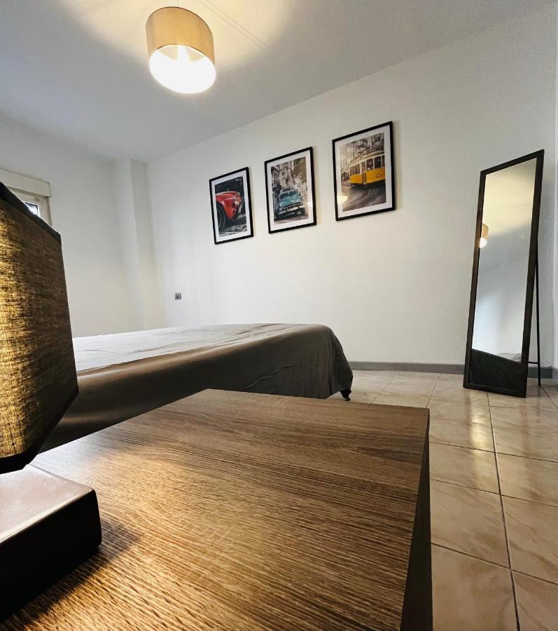 Appartement T2 Dans Le Centre Ville De カルカソンヌ エクステリア 写真
